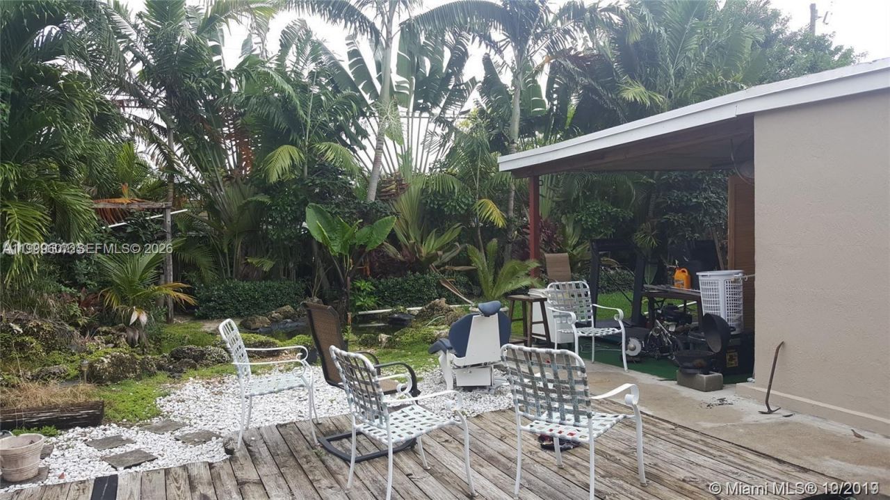 9841 SW 48th St, Unit 1, Miami, FL 33165 Photo