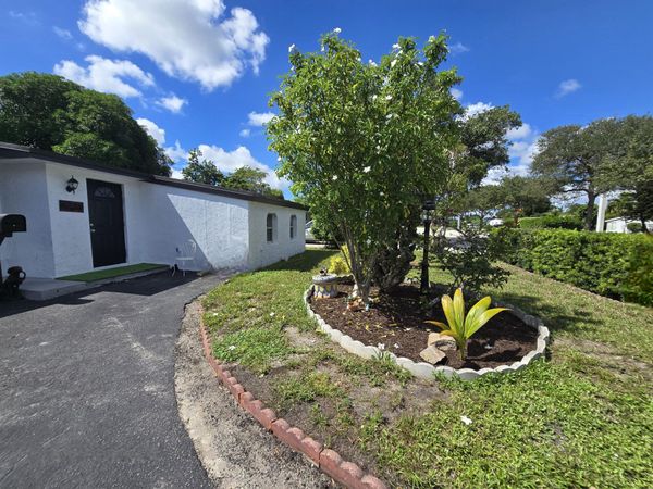 6138 Southgate Boulevard, Margate, FL 33068