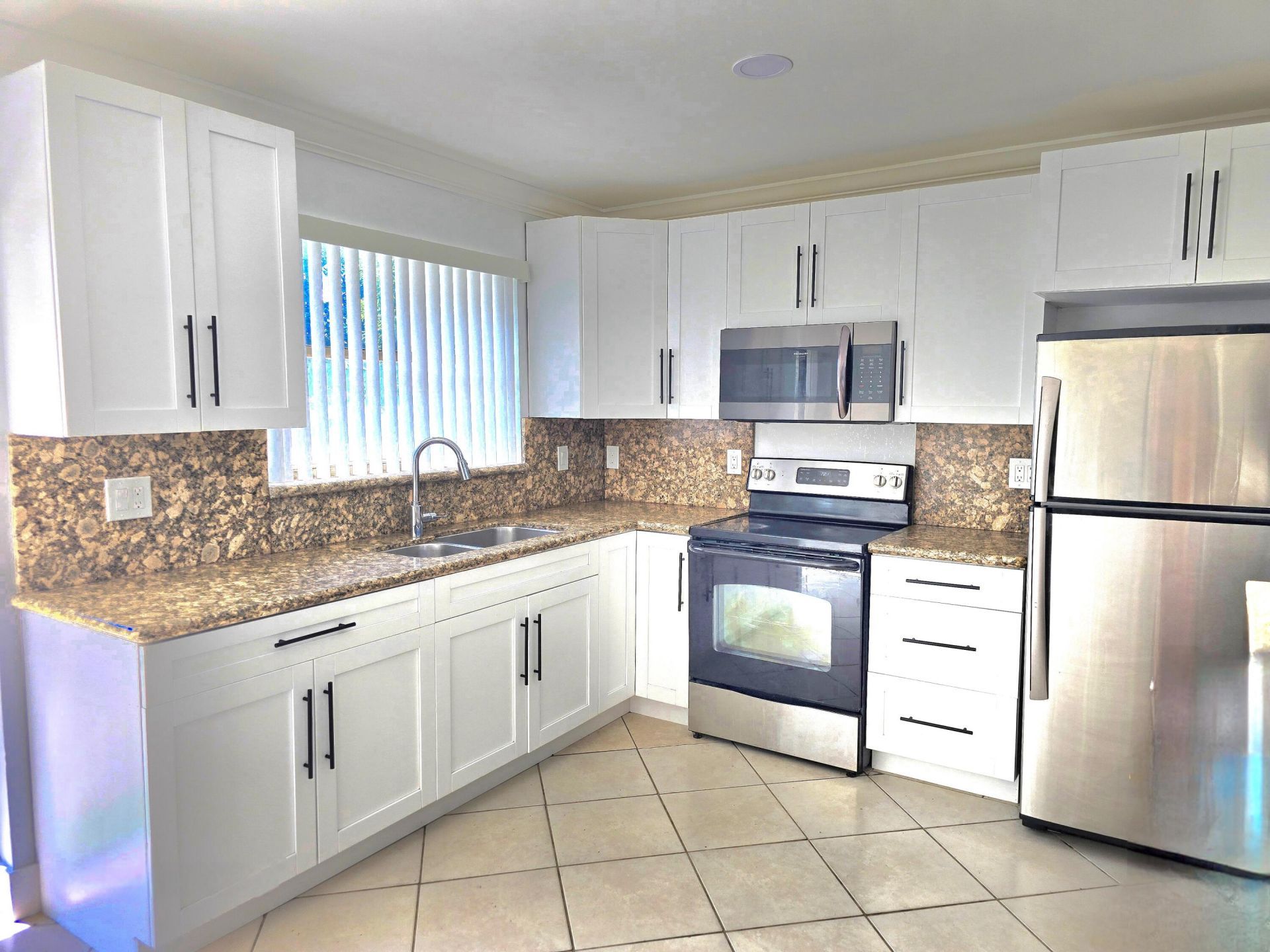 6138 Southgate Boulevard, Margate, FL 33068 Photo