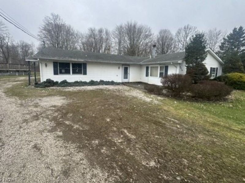 4474 Wilson Sharpsville Road, Cortland, OH 44410 Photo 1
