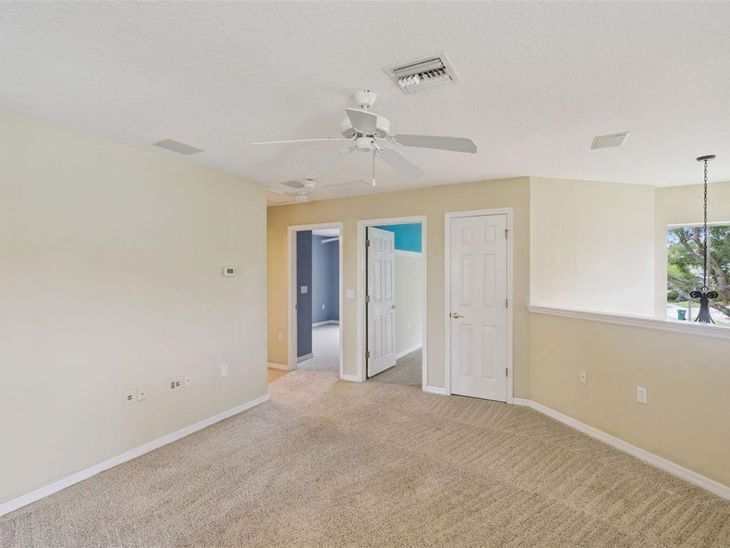 722 Chacall Loop, Mount Dora, FL 32757