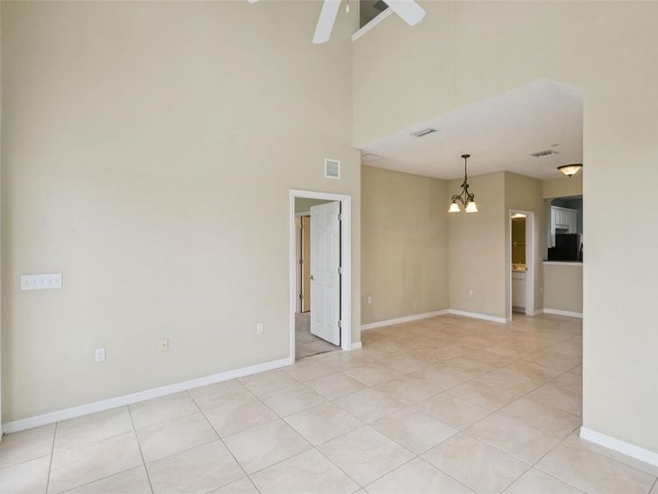 722 Chacall Loop, Mount Dora, FL 32757