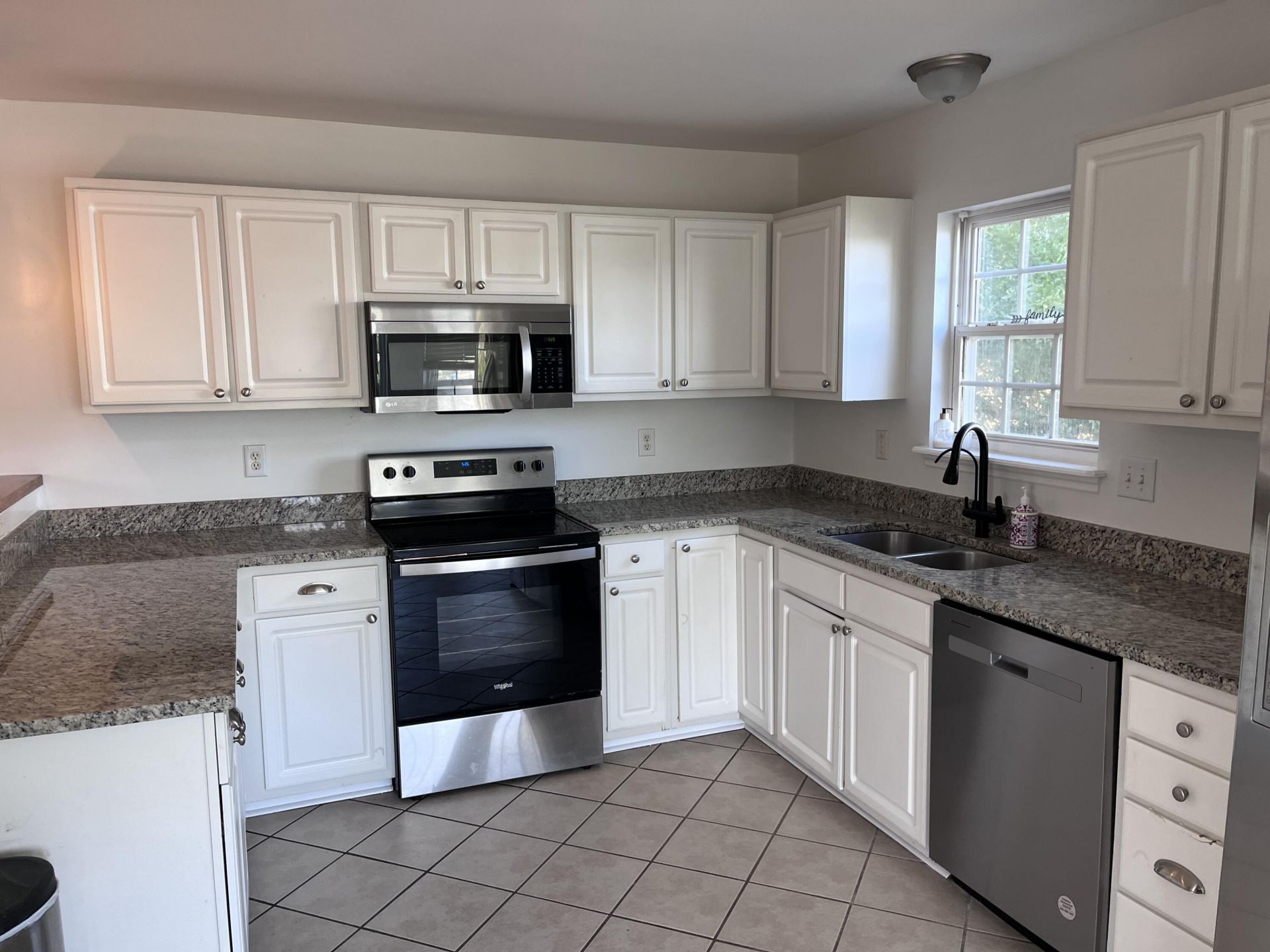 1148 Clearspring Drive Photo 4