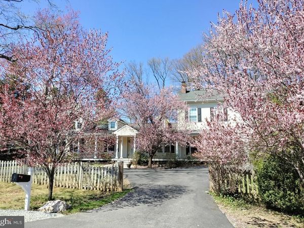 8220 ROBEY AVENUE, ANNANDALE, VA 22003