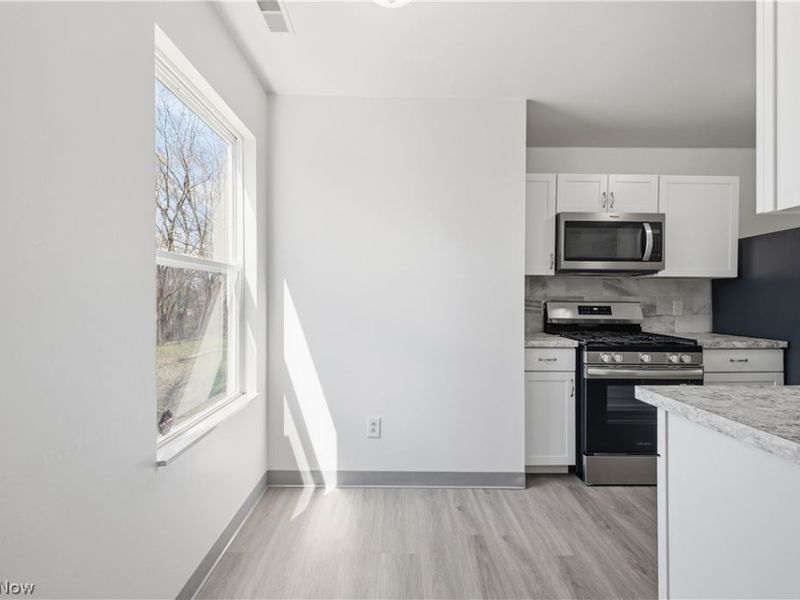 127 Blackburn Street, Campbell, OH 44405 Photo 10