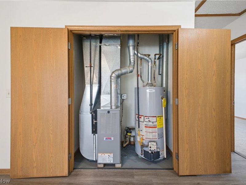 127 Blackburn Street, Campbell, OH 44405 Photo 23