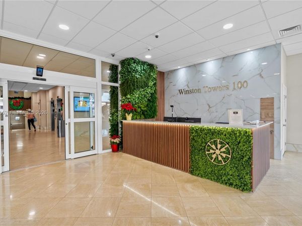 250 174th St , Unit 1212, Sunny Isles Beach, FL 33160