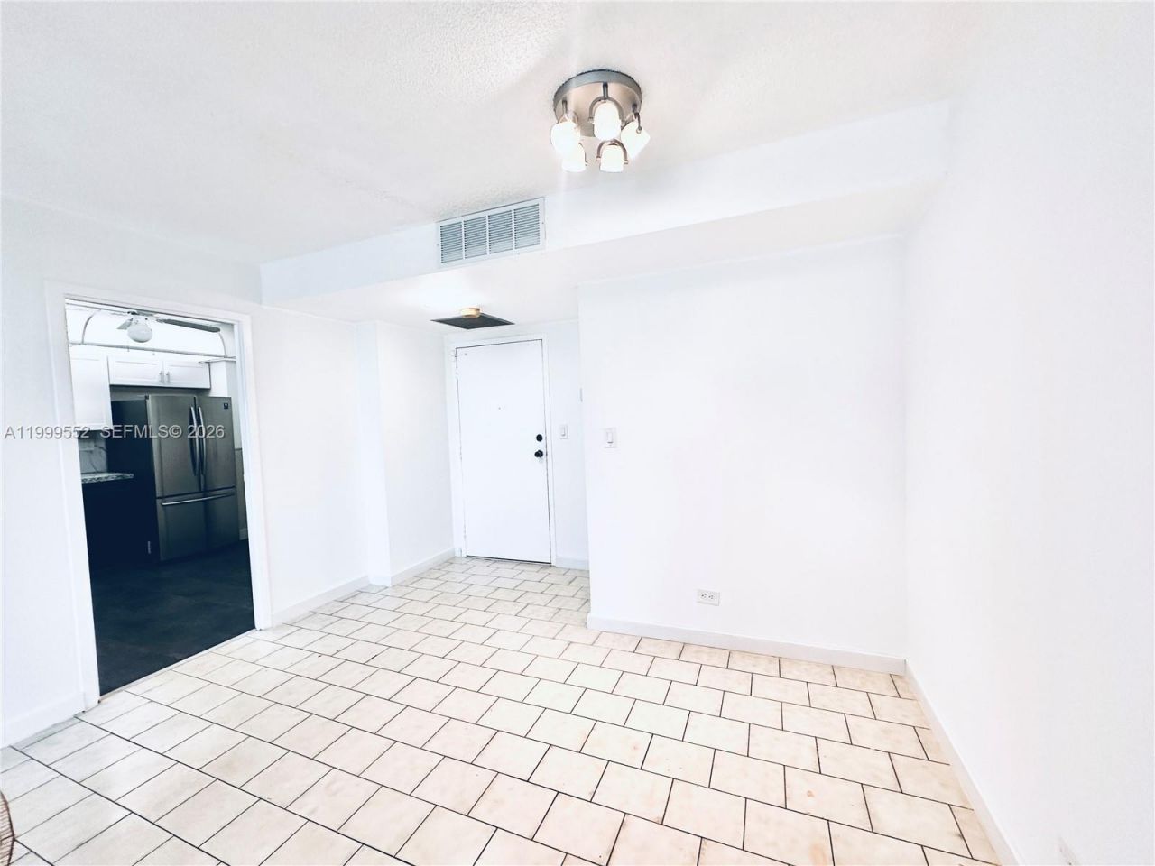 250 174th St, Unit 1212, Sunny Isles Beach, FL 33160 Photo