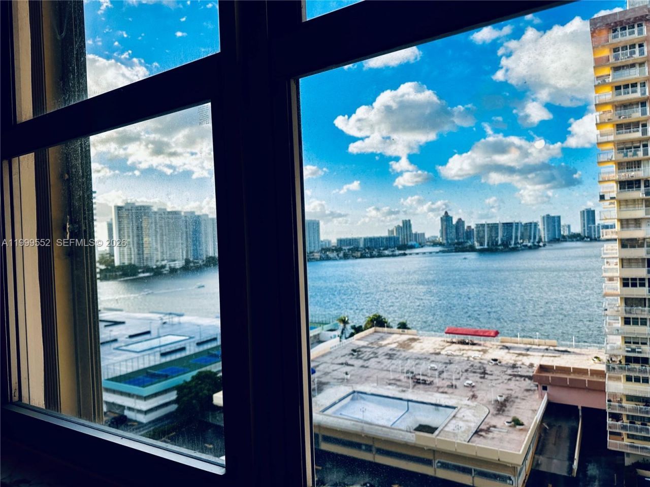 250 174th St, Unit 1212, Sunny Isles Beach, FL 33160 Photo