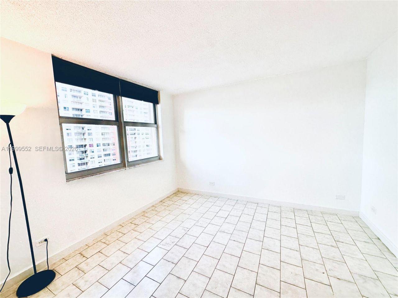 250 174th St, Unit 1212, Sunny Isles Beach, FL 33160 Photo