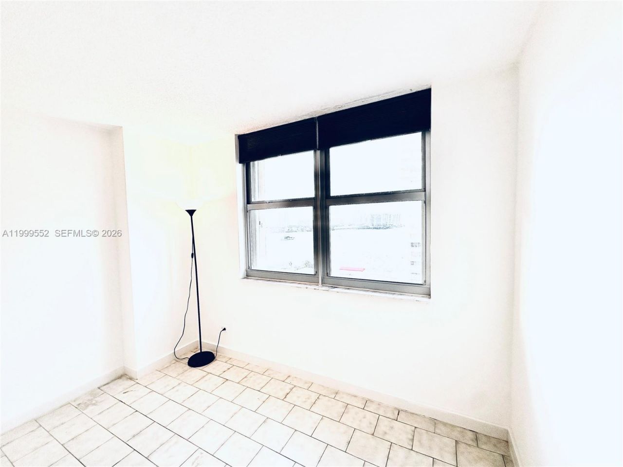 250 174th St, Unit 1212, Sunny Isles Beach, FL 33160 Photo