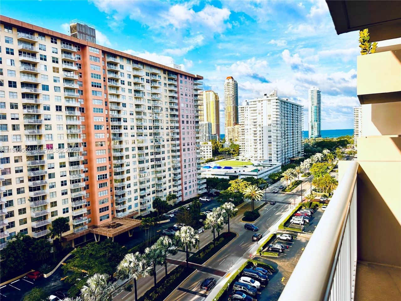 250 174th St, Unit 1212, Sunny Isles Beach, FL 33160 Photo