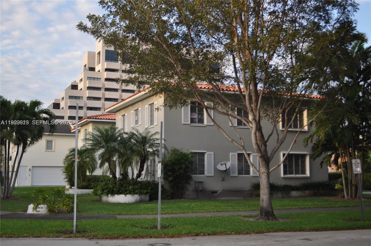 2617 Segovia St, Unit 1, Coral Gables, FL 33134 Photo