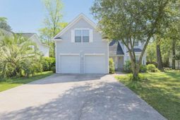 120 Tattingstone Way photo 4