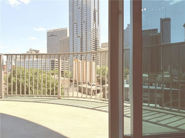 400 W Peachtree Street NW, Unit 1011, Atlanta, GA 30308