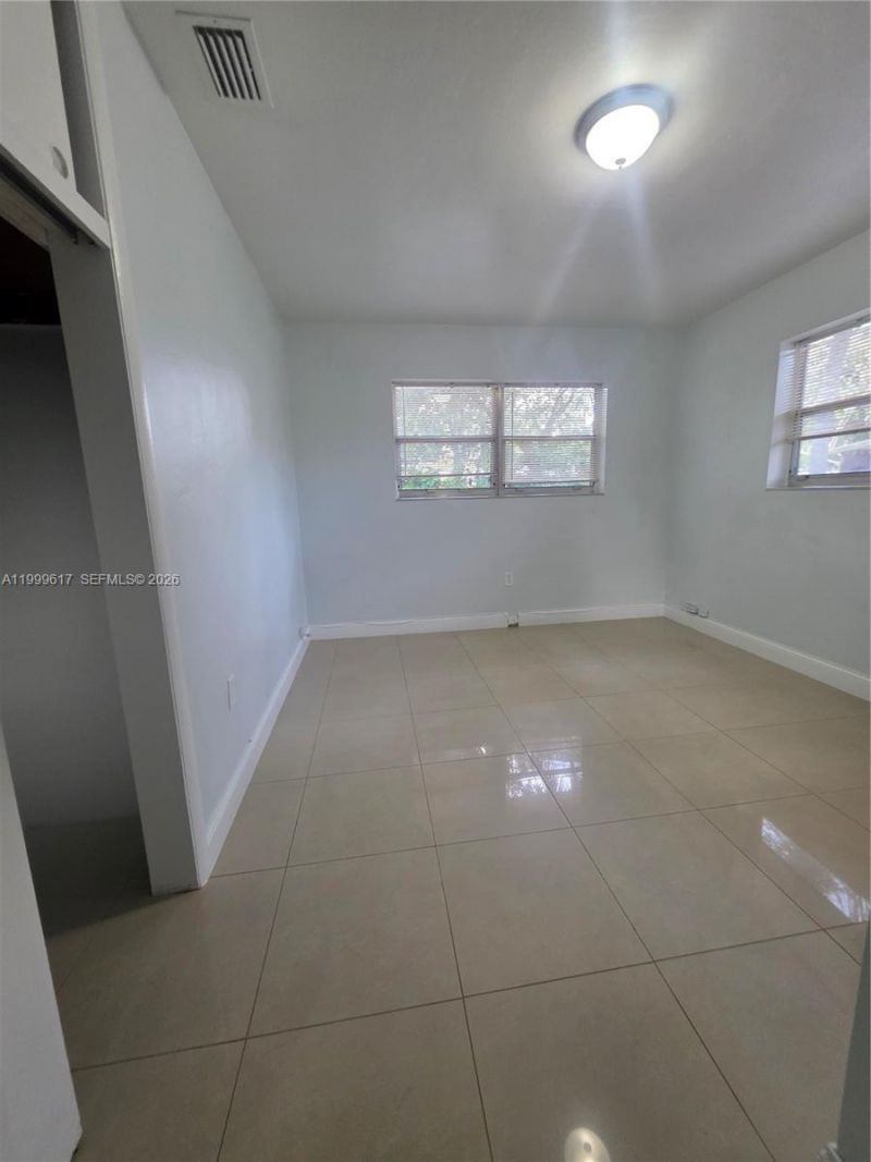 2832 SW 37th Ave, Unit 2834, Miami, FL 33133 Photo