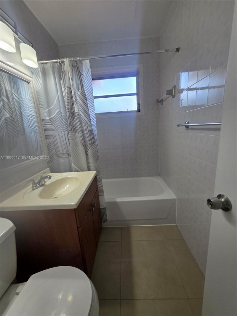 2832 SW 37th Ave, Unit 2834, Miami, FL 33133 Photo