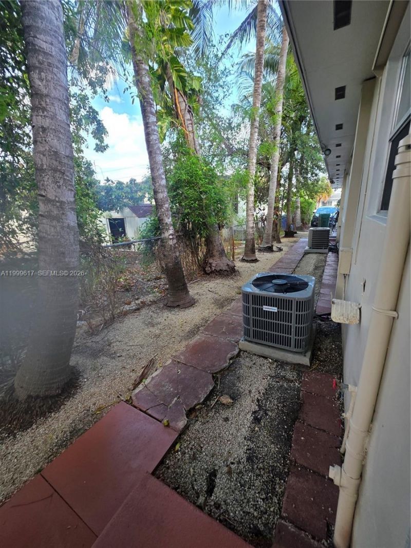 2832 SW 37th Ave, Unit 2834, Miami, FL 33133 Photo