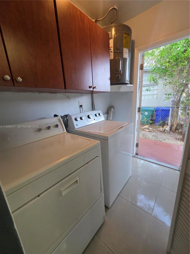 2832 SW 37th Ave, Unit 2834, Miami, FL 33133 Photo