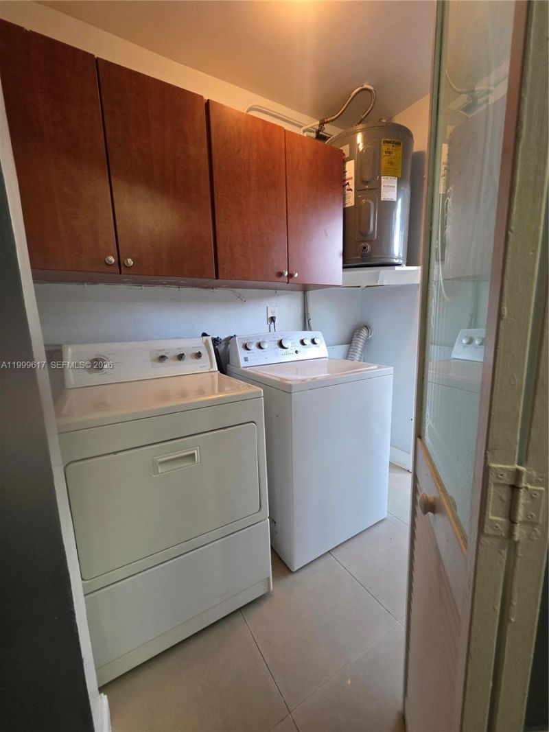 2832 SW 37th Ave, Unit 2834, Miami, FL 33133 Photo