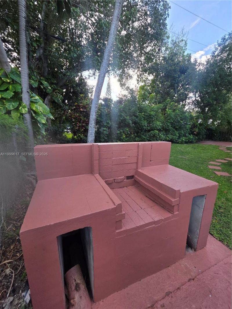 2832 SW 37th Ave, Unit 2834, Miami, FL 33133 Photo