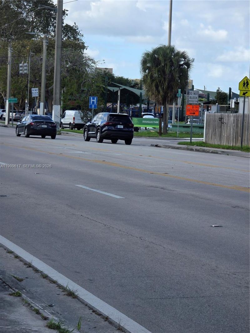 2832 SW 37th Ave, Unit 2834, Miami, FL 33133 Photo