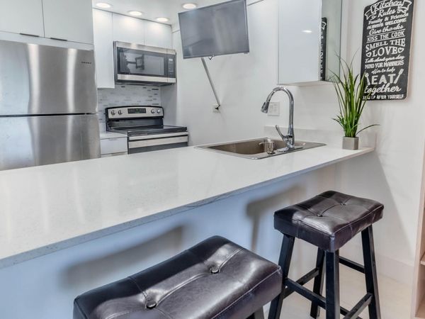 3760 Inverrary Drive, Unit 3m, Lauderhill, FL 33319