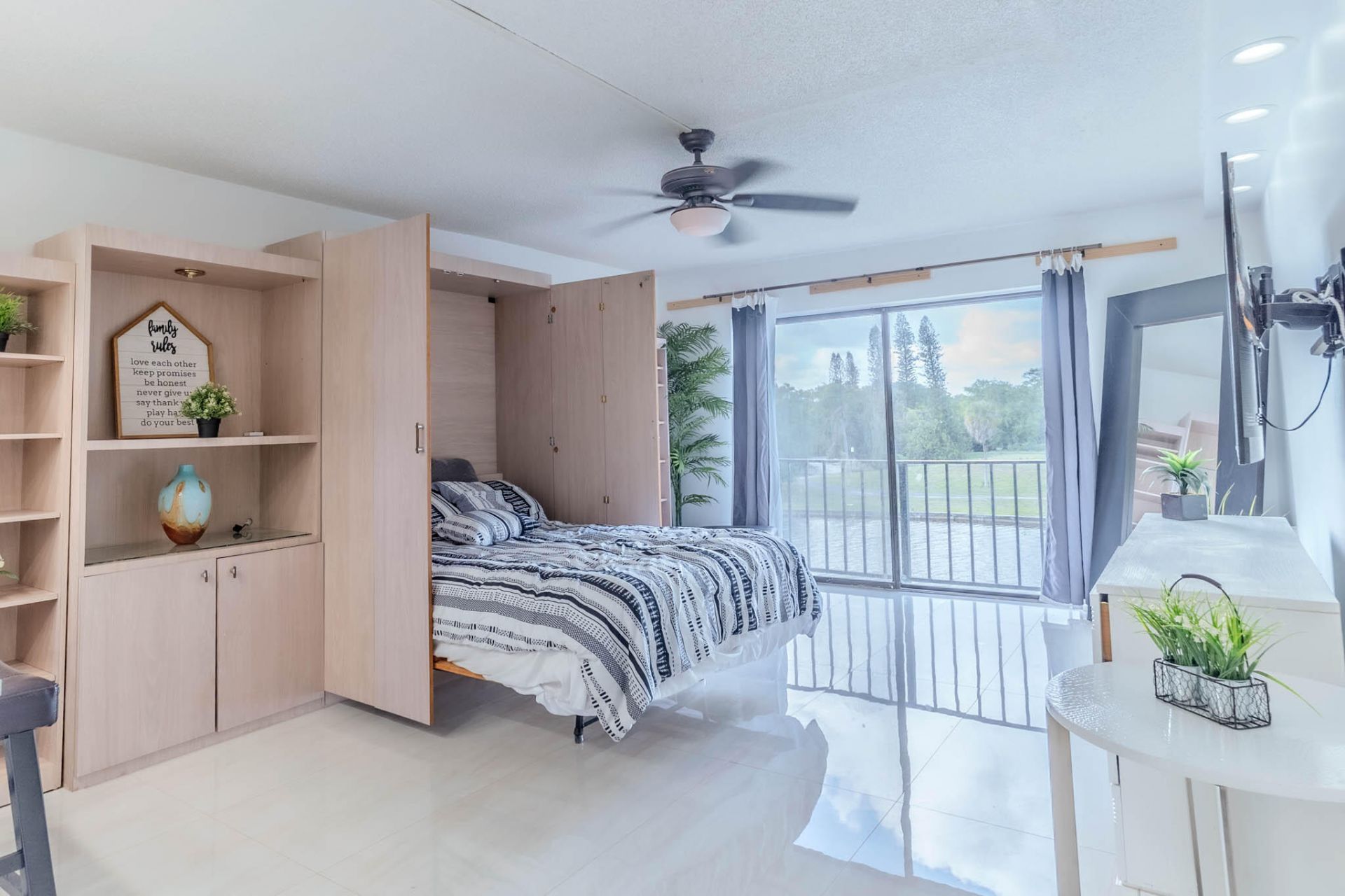 3760 Inverrary Drive, Unit 3m, Lauderhill, FL 33319 Photo