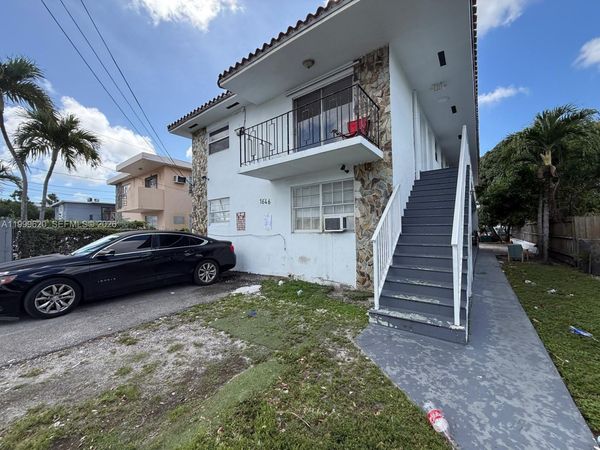 1646 NW 2nd St, Unit 2, Miami, FL 33125
