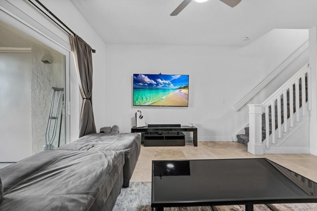 7928 Sanibel Drive, Tamarac, FL 33321 Photo