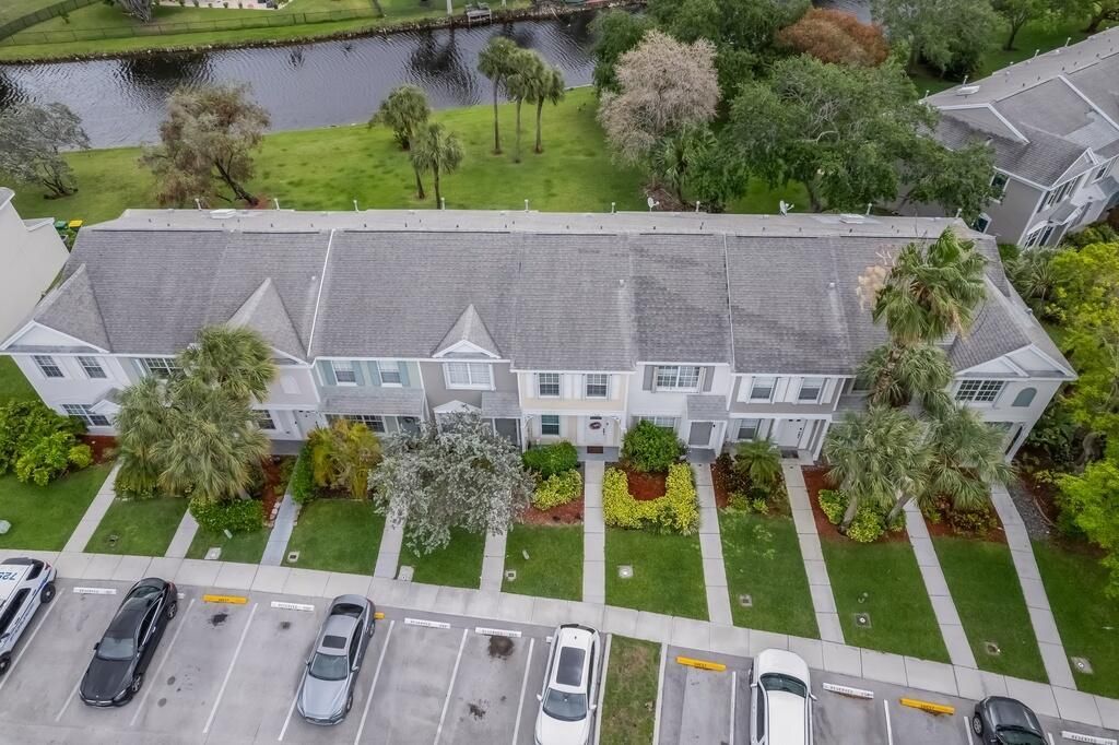 7928 Sanibel Drive, Tamarac, FL 33321 Photo