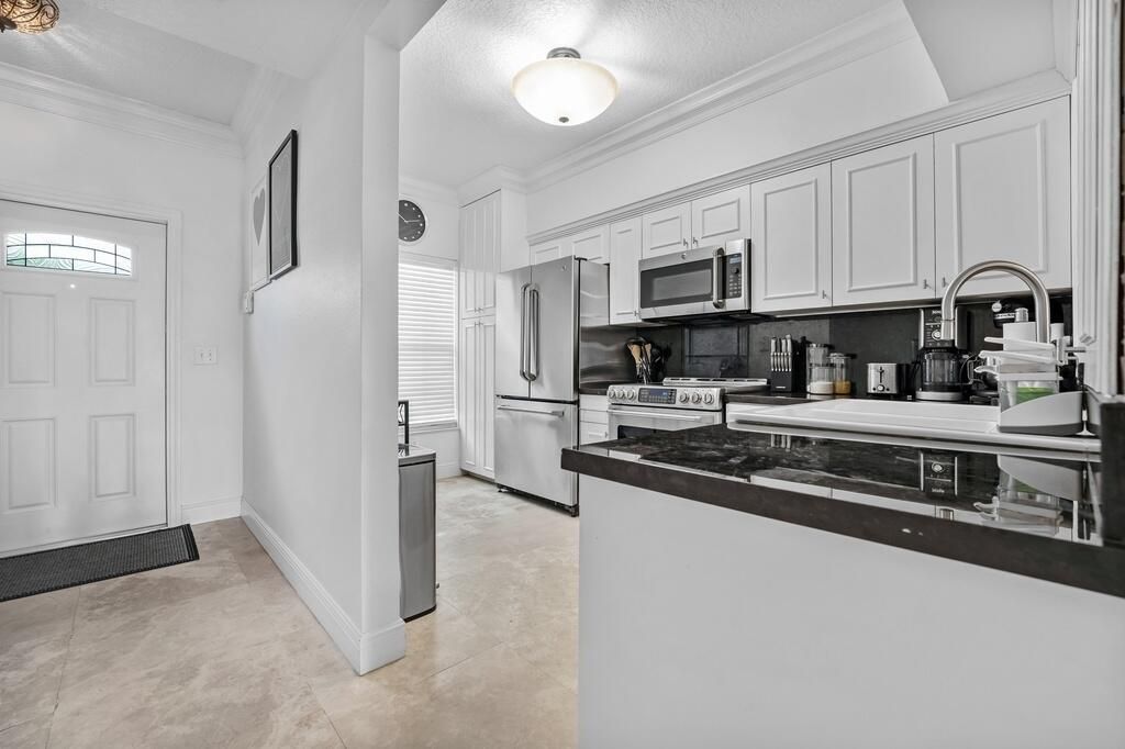 7928 Sanibel Drive, Tamarac, FL 33321 Photo