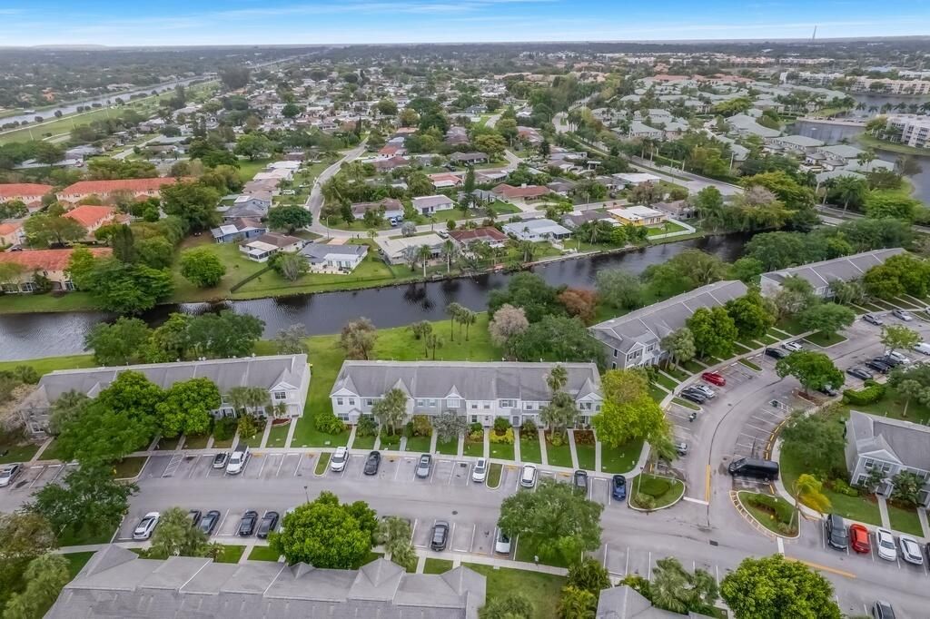 7928 Sanibel Drive, Tamarac, FL 33321 Photo