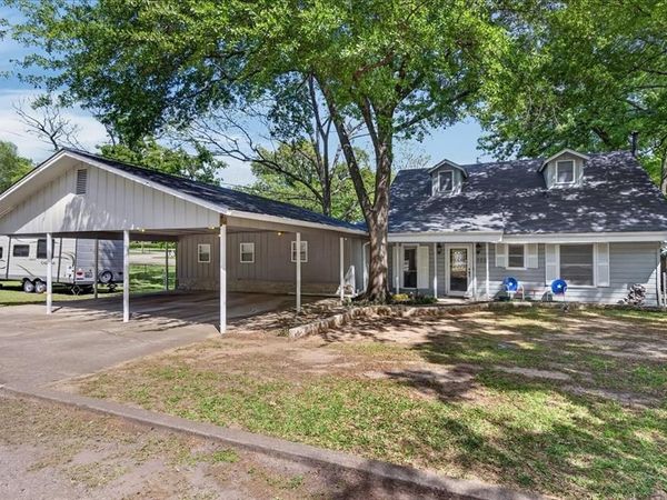 1529 Oak Shore Drive, Tool, TX 75143
