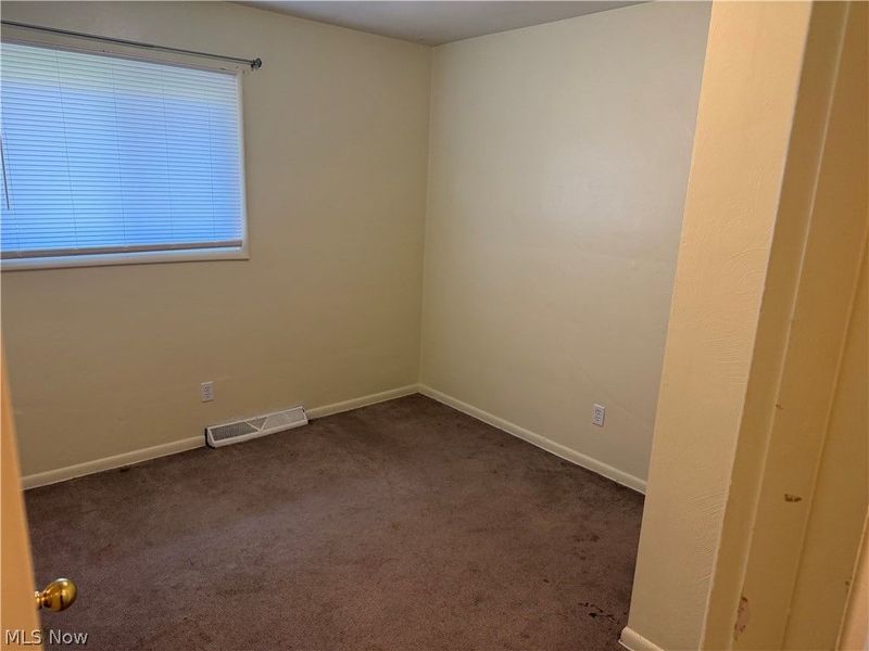 2860 Linda Drive NW, Warren, OH 44485 Photo 16