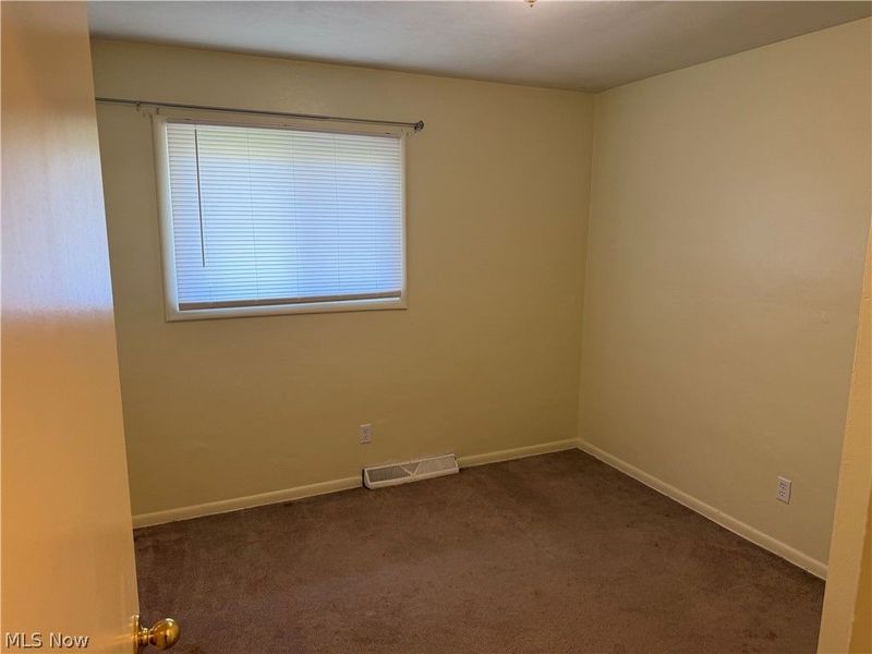 2860 Linda Drive NW, Warren, OH 44485 Photo 17