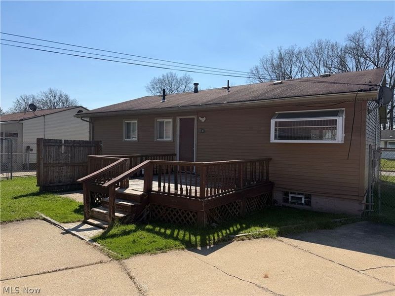 2860 Linda Drive NW, Warren, OH 44485 Photo 4