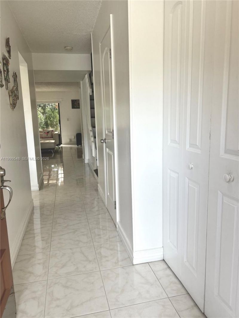 4056 Sierra Ter, Sunrise, FL 33351 Photo