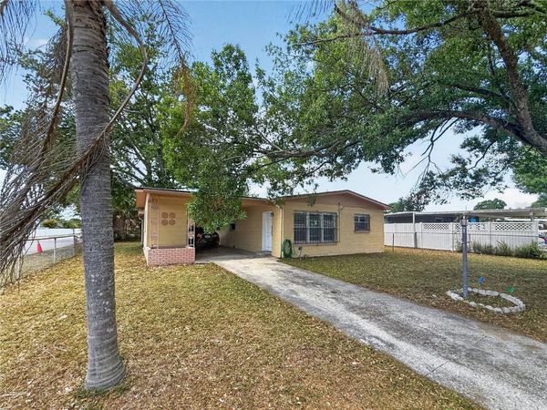 6202 N HALE AVENUE, TAMPA, FL 33614