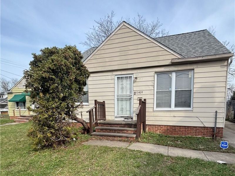 16409 Miles Avenue, Cleveland, OH 44128 Photo 1
