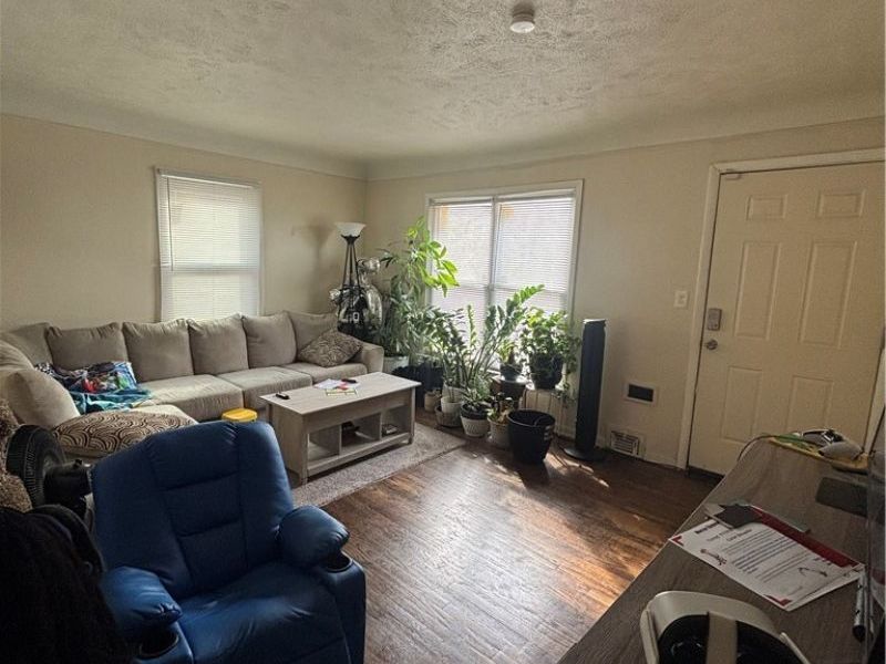 16409 Miles Avenue, Cleveland, OH 44128 Photo 2