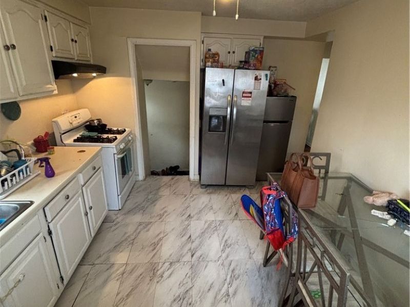 16409 Miles Avenue, Cleveland, OH 44128 Photo 4