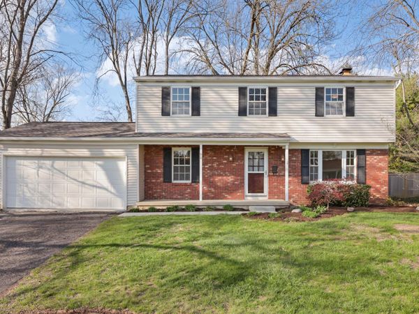 90 Highland Avenue, Worthington, OH 43085