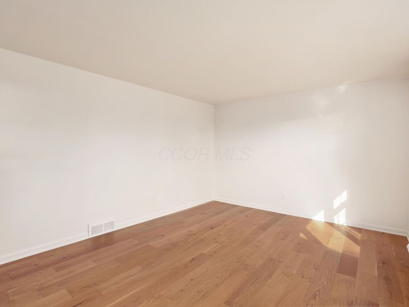 90 Highland Avenue, Worthington, OH 43085 Photo 8