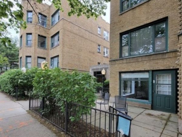 681.5 W Wrightwood Avenue, Unit 2W, Chicago, IL 60614