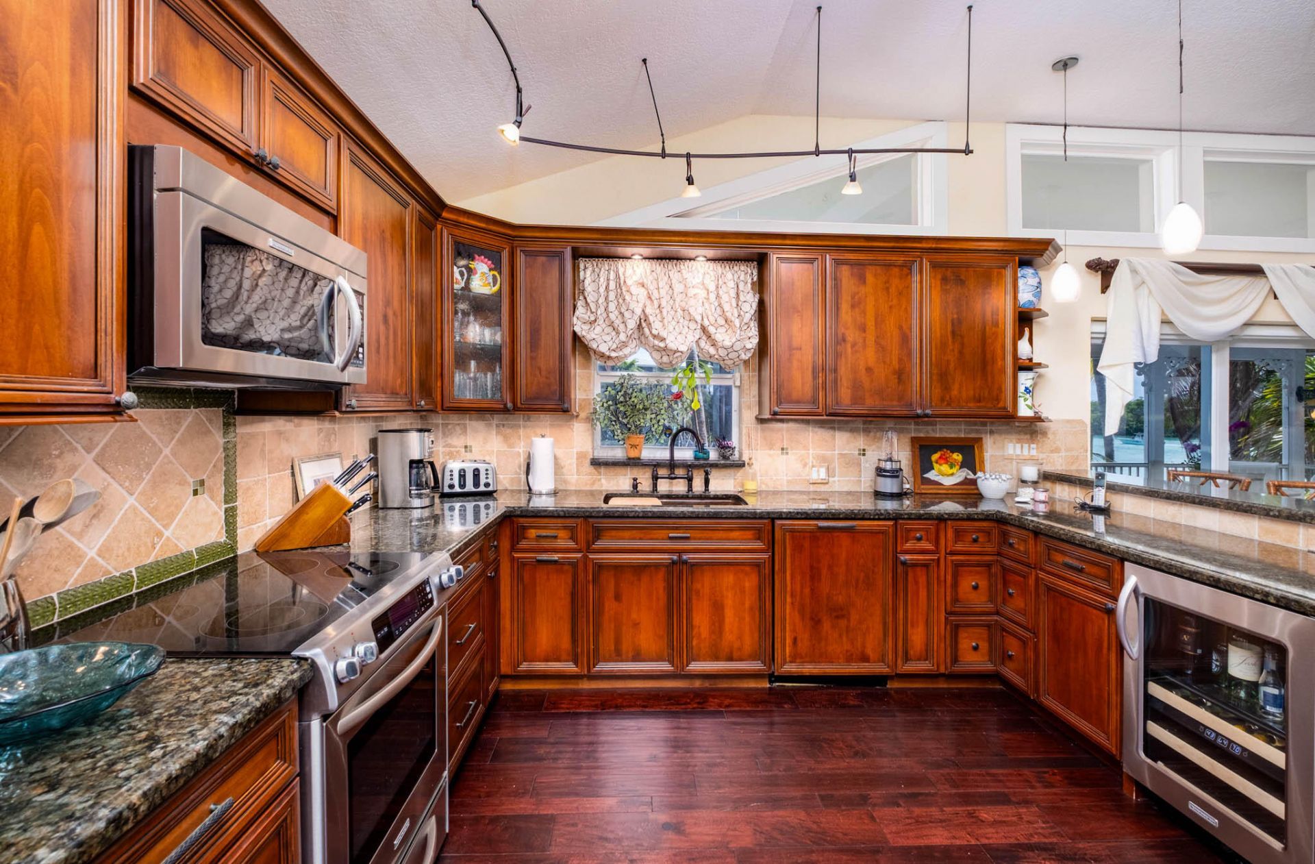 131 Bayview Isle Drive, Islamorada, FL 33036 Photo