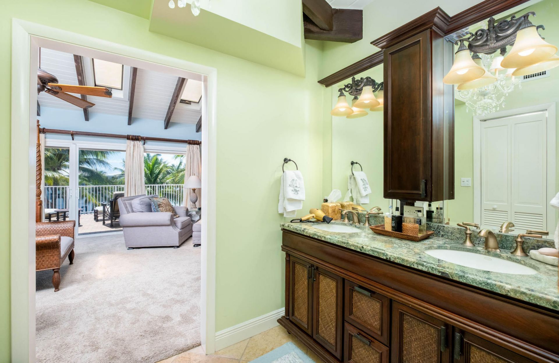 131 Bayview Isle Drive, Islamorada, FL 33036 Photo