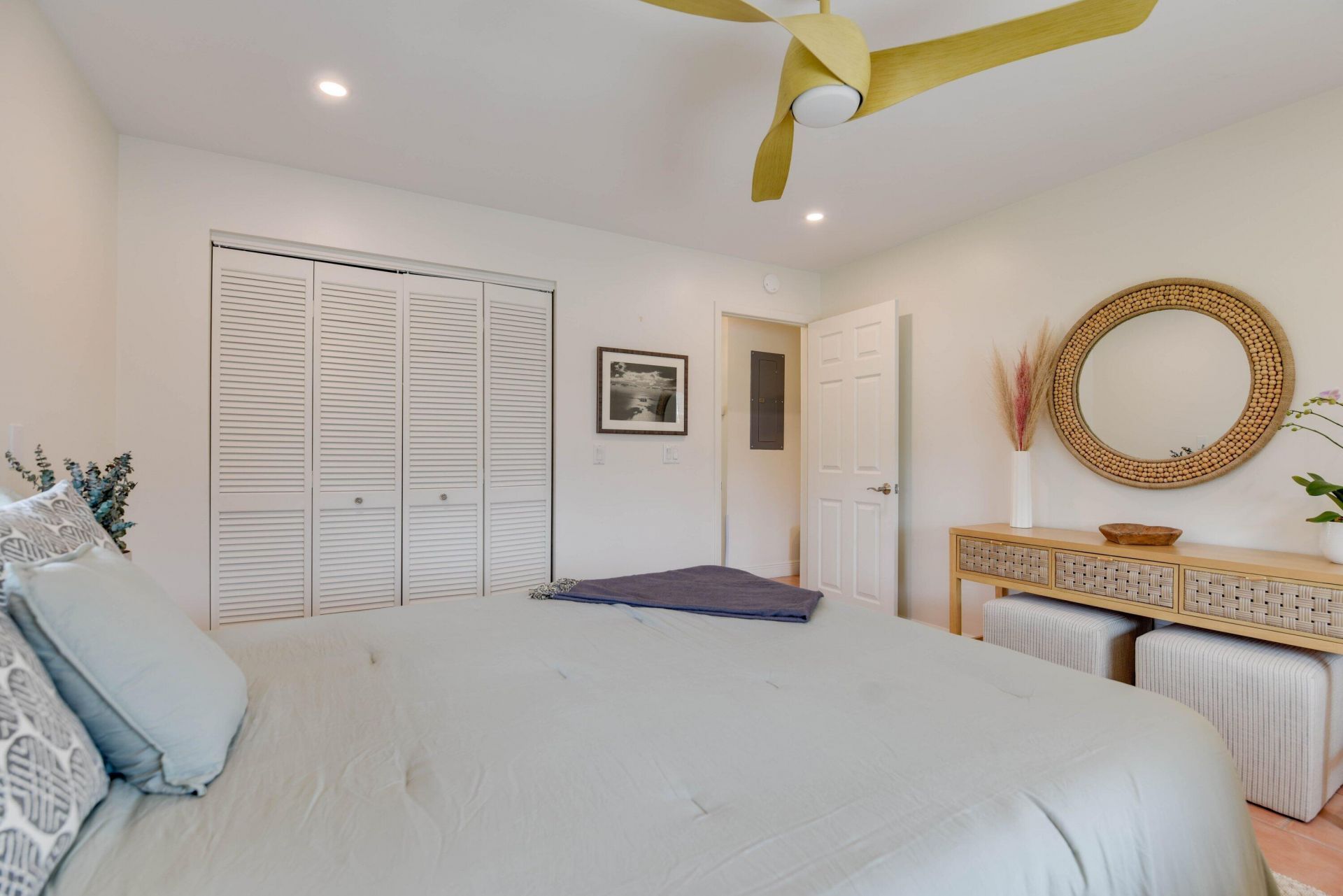 637 E Caribbean Drive, Summerland Key, FL 33042 Photo