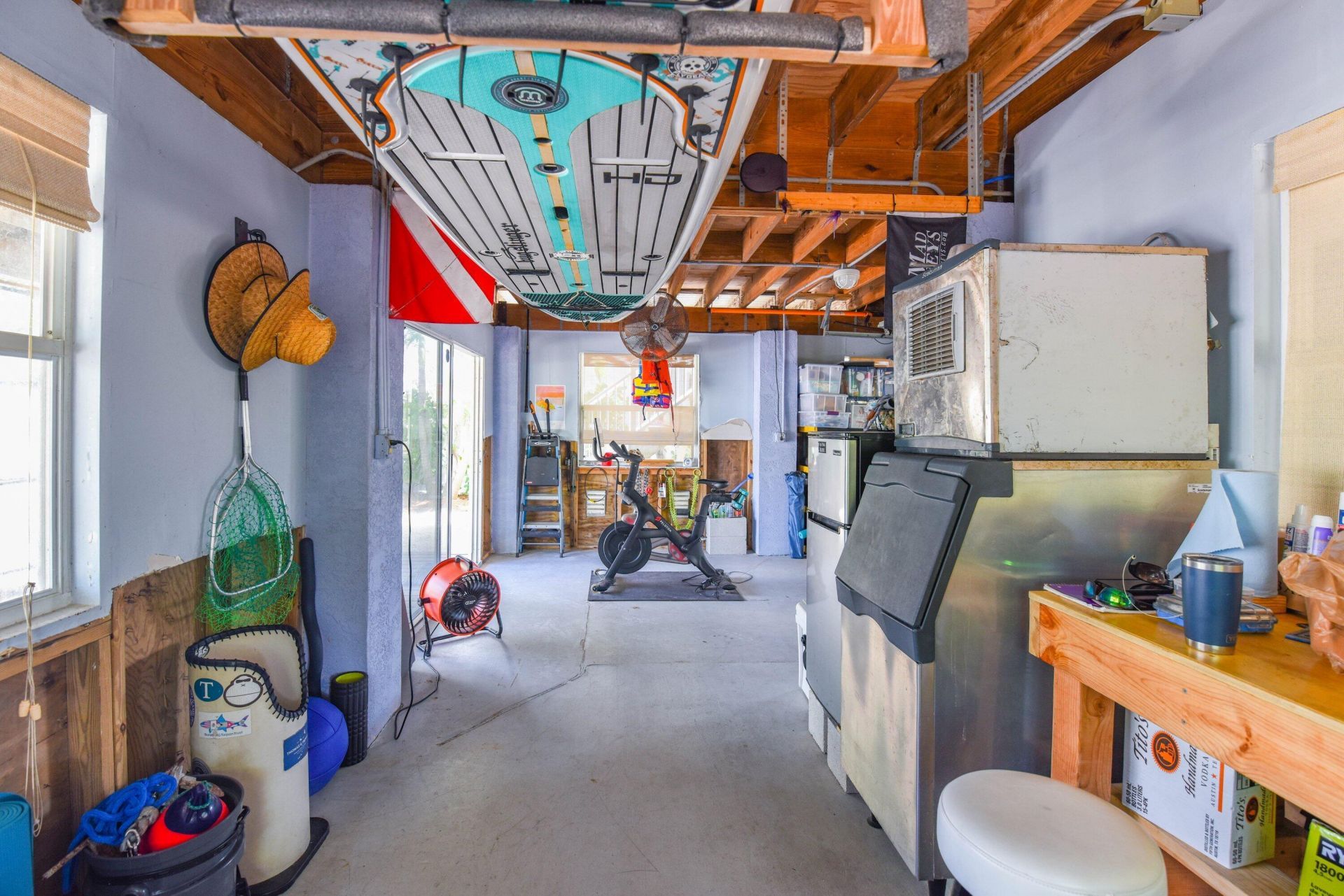 637 E Caribbean Drive, Summerland Key, FL 33042 Photo