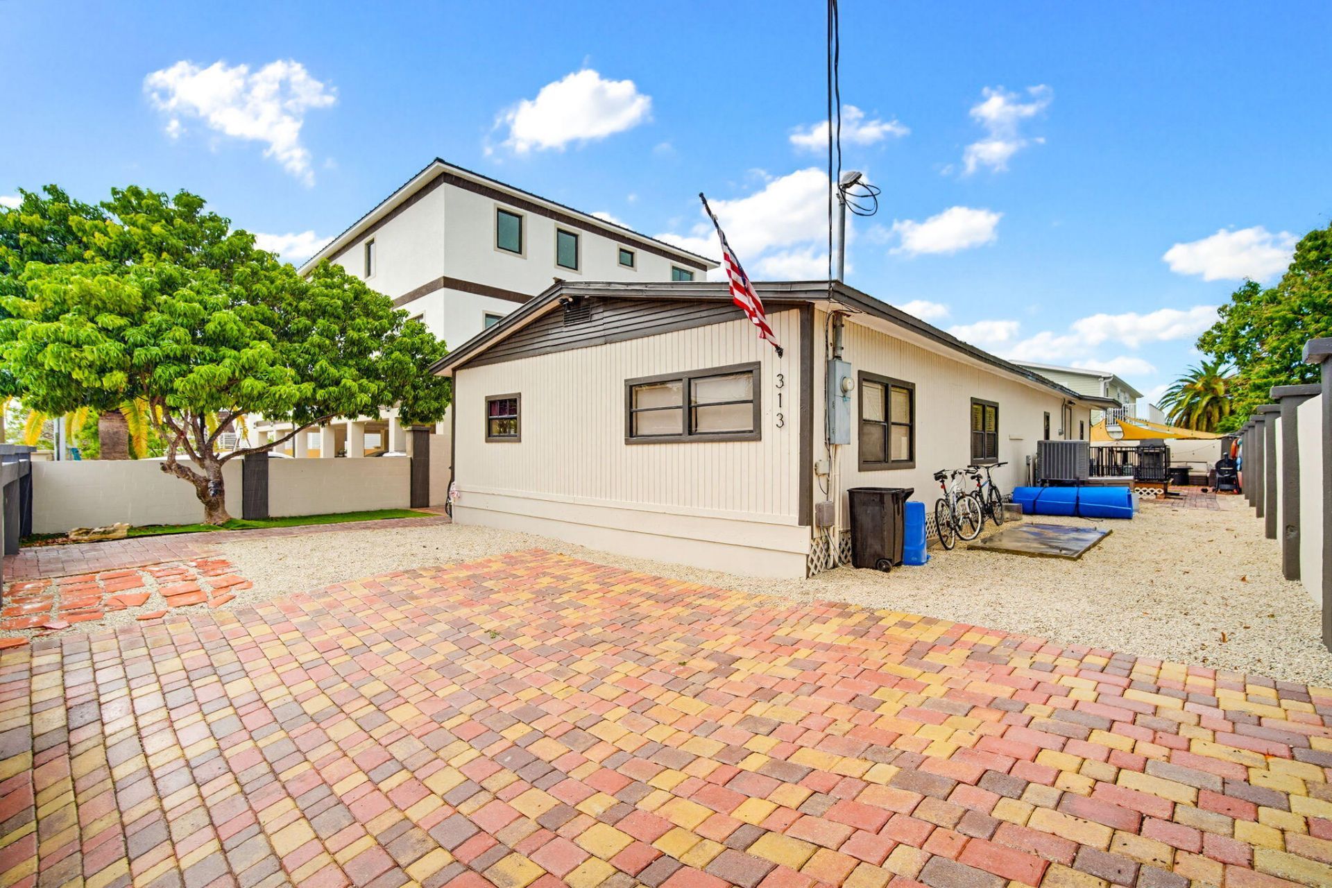 313 Avenue D, Big Coppitt, FL 33040 Photo